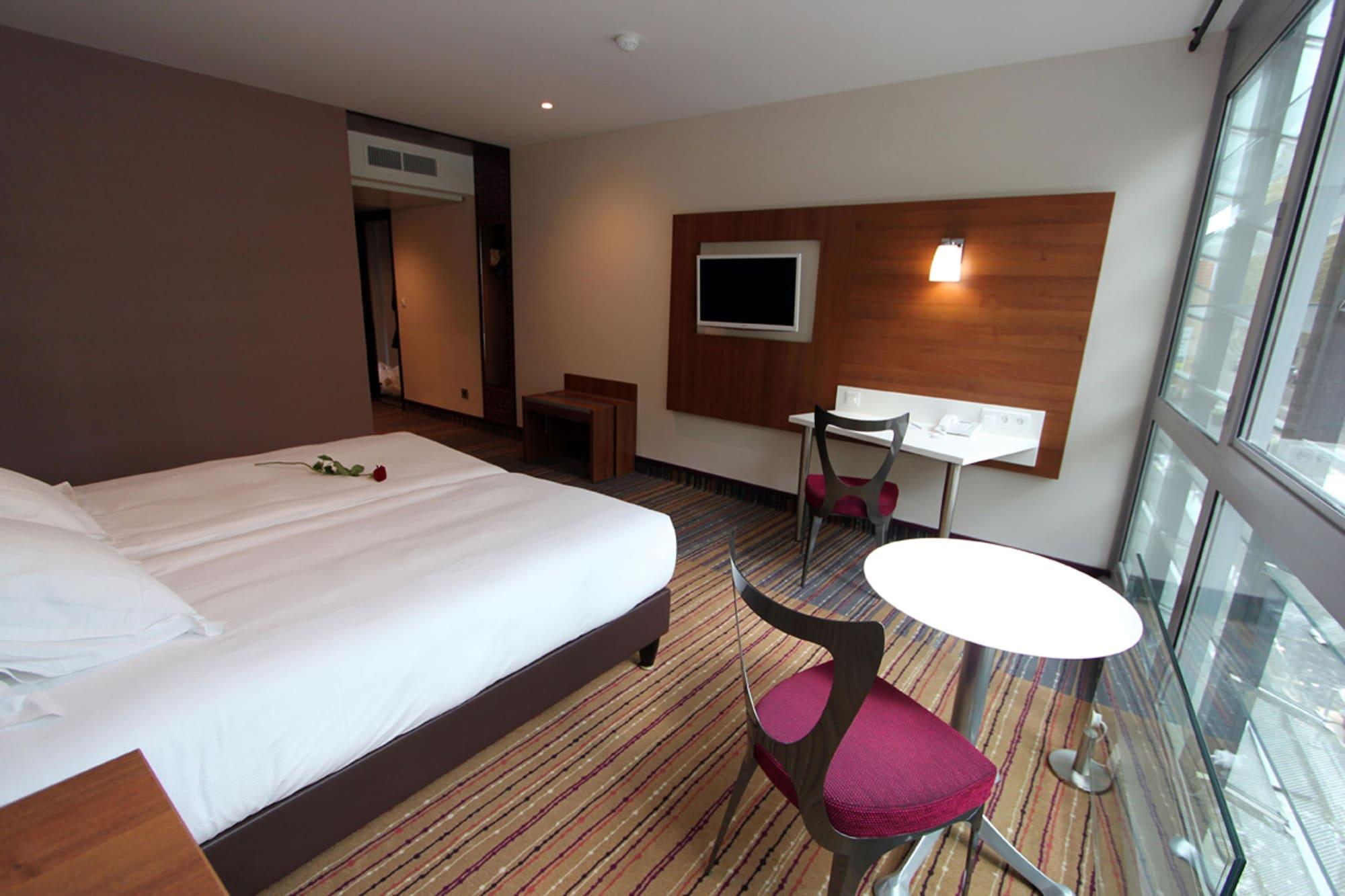Hotel Lyon-Ouest Εξωτερικό φωτογραφία
